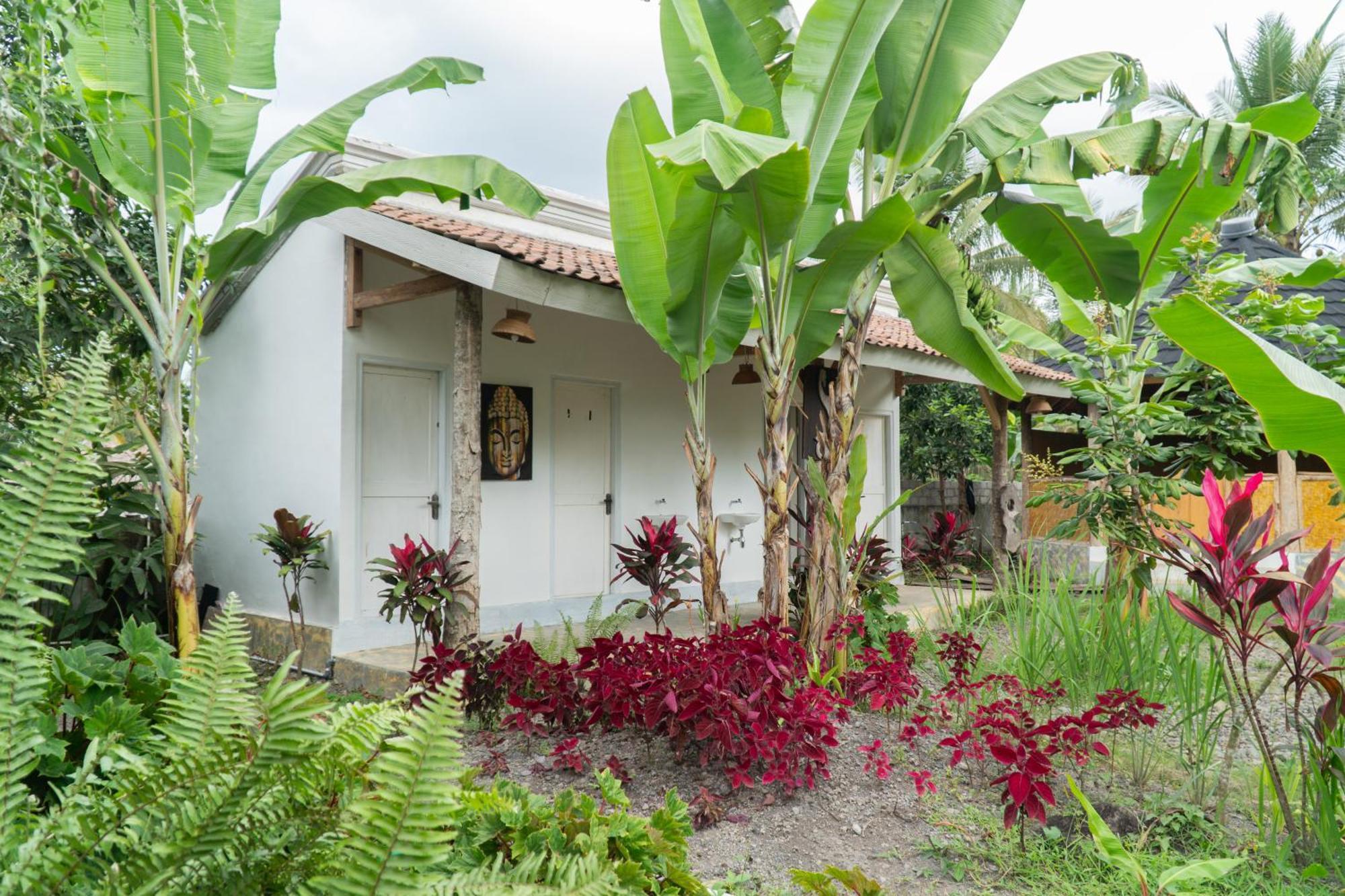 Aranka Tempasan Villa Sangyang ภายนอก รูปภาพ