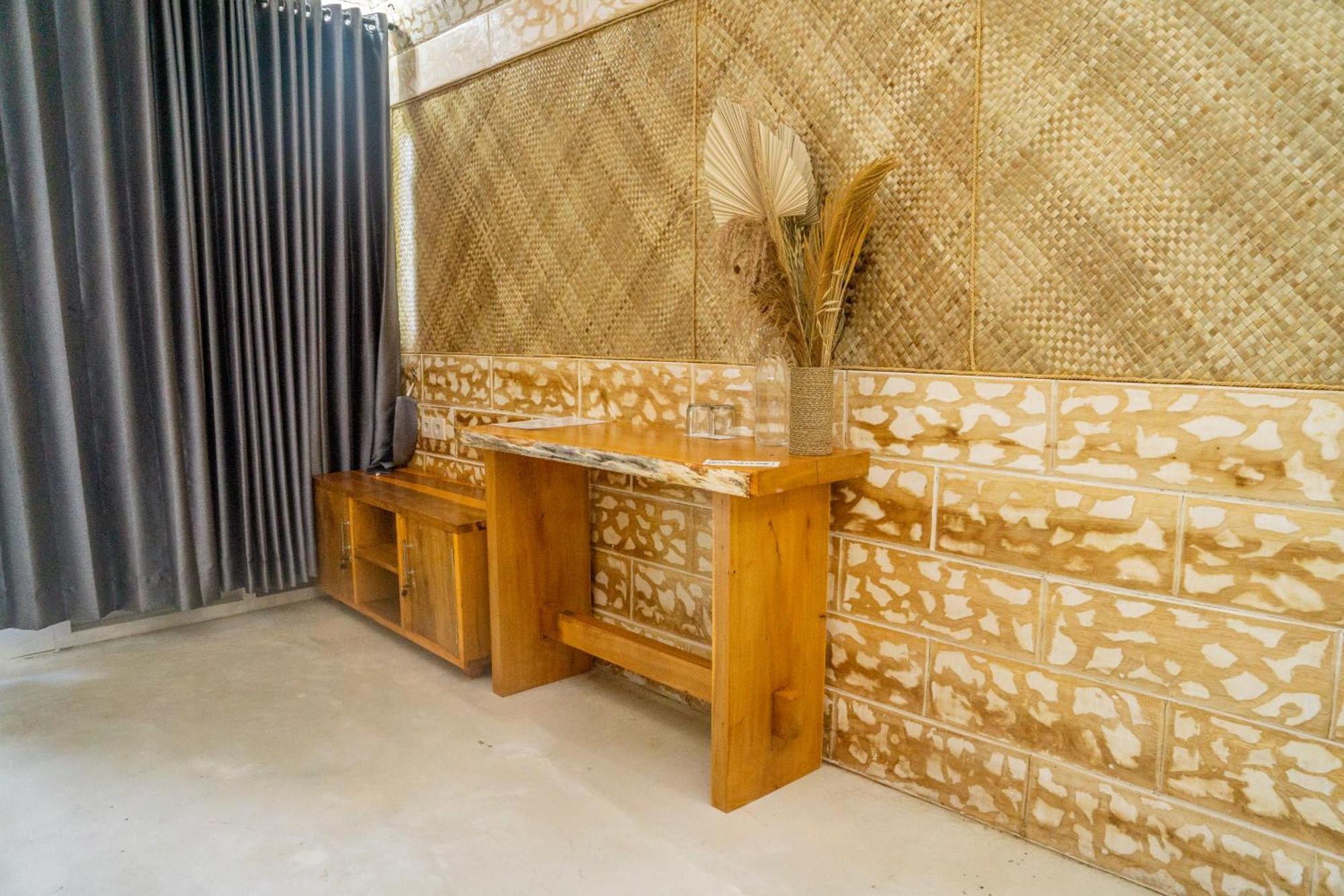 Aranka Tempasan Villa Sangyang ภายนอก รูปภาพ